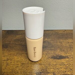 Rare beauty positive light tinted moisturizer shade 22W